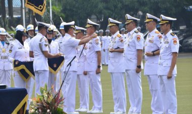 Danlantamal IX Hadiri Upacara Sertijab Pangkoarmada III 