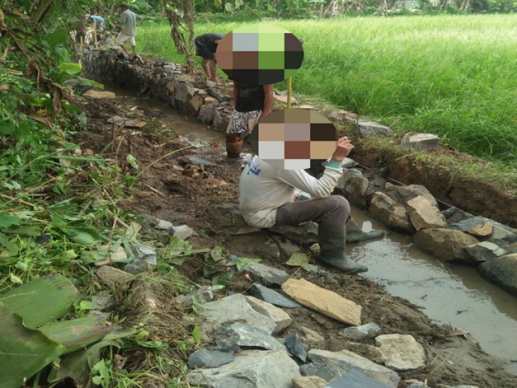 Pembangunan Irigasi Ketapang Desa Tegalpapak Disinyalir Tidak Berkualitas