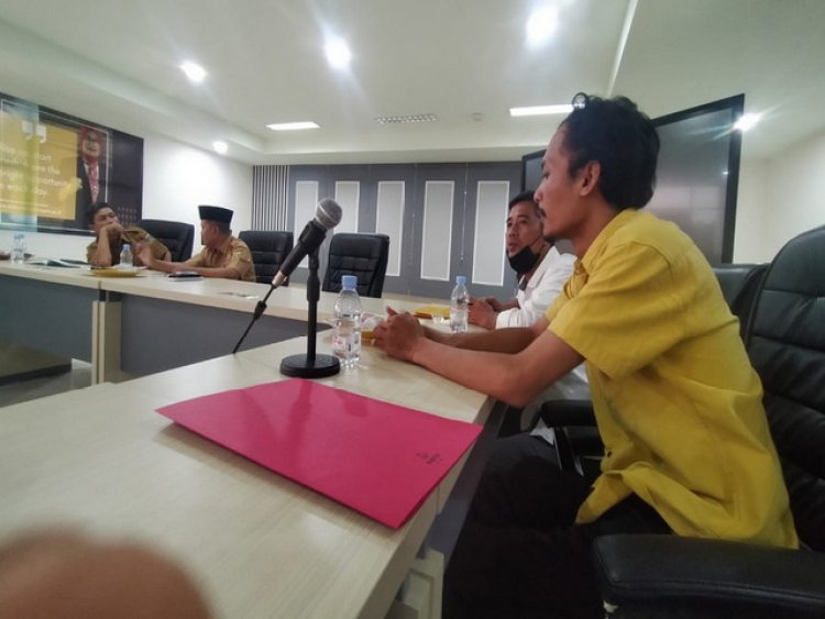 KOMPARASI PUBLIK Pertanyakan Kinerja Kominfo Banten