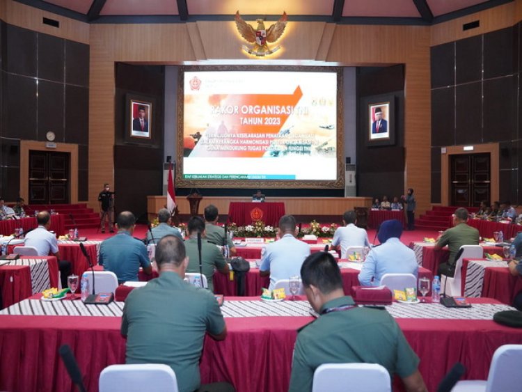 Asrenum Panglima TNI : Pembangunan Kekuatan dan Postur TNI Tidak Terlepas dari Perubahan Peraturan Perundang-Undangan