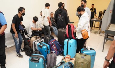 TNI AU Berhasil Emban Misi Kemanusiaan Dengan Membawa 14 WNI dari Myanmar