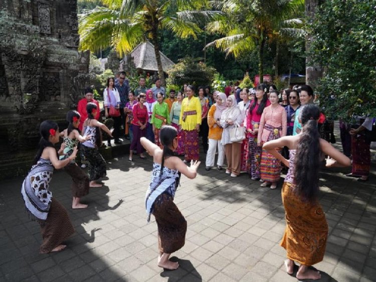 Pesona Bali Sambut Spouse Program ACDFM Ke-20