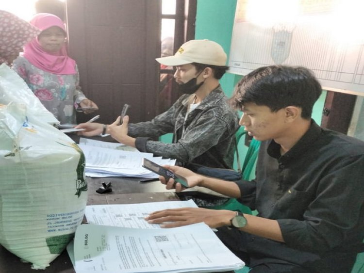 PT. Pos Indonesia Cabang Pandeglang Sukses Salurkan Bantuan Pangan Beras dan BST
