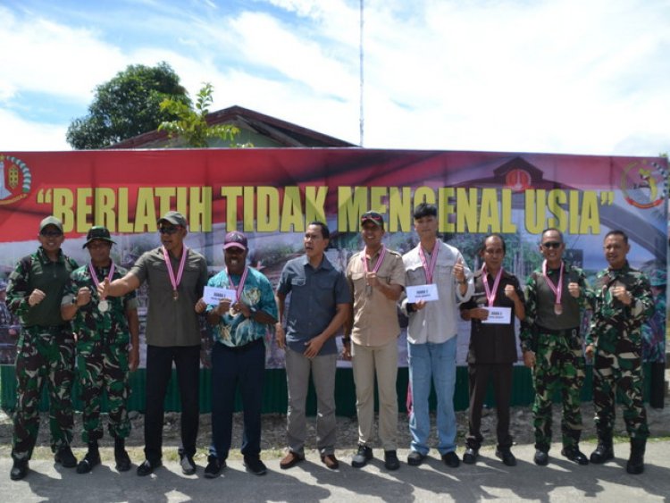 Jalin Silaturahmi Aparat dan Masyarakat, Kodim 1710/Mimika Gelar Komsos Yang Dikemas Dalam Latihan Menembak