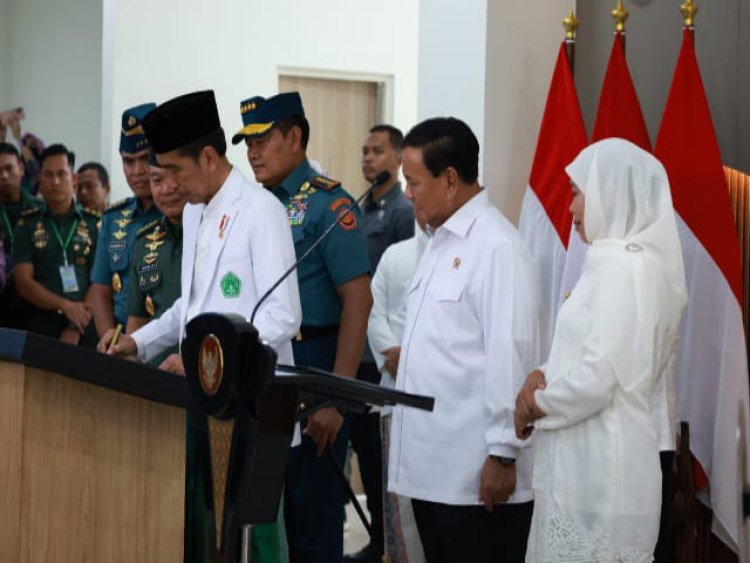 Didampingi Menhan Prabowo, Presiden RI Resmikan Dua Rumah Sakit TNI di Surabaya