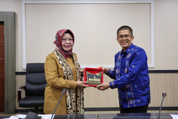 Plh Sekda Provinsi Banten Virgojanti Terima Visitasi Peserta PKN II Provinsi Sumatera Barat