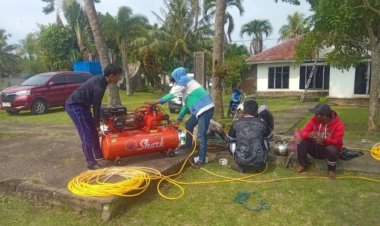 Penanganan Bangkai Tongkang Diperairan Popole Cigondang, Menggandeng Lembaga Lingkungan Hidup