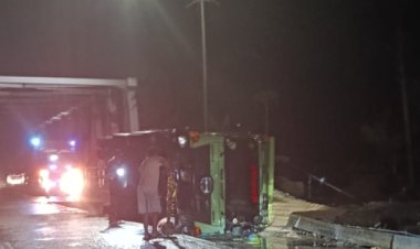 Disinyalir Dumtruck Lakalantas Di Titik Lokasi Jembatan Ciara Desa Batu Goong Karena Sopir Ngantuk Dan Kelelahan 