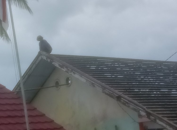 Selain Pengawasan Lemah, Penggunaan Material di Proyek SDN Cikayas 3 Diduga Tak Standar Dan Abaikan APD