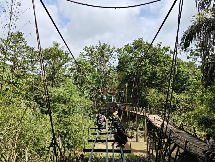 Kodim 0601/Pandeglang Hadirkan Harapan Baru Lewat Pembangunan Jembatan Blengbeng