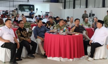Dandim 0601/PDG, & Sekjen APDESI Merah Putih Bersama Unsur Forkopimda Pandeglang Hadiri Vidcon Peresmian 1.061 KDKMP Oleh Presiden Prabowo, di Desa Kartasana Pagelaran