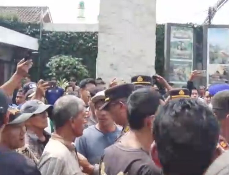 Pengurus Koprasi Merah Putih Pandeglang Gelar Demontrasi, Tuntut Klarifikasi Anggaran Pelatihan Rp14,9 Juta per Desa