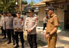 Di Kecamatan Sukaresmi Polres Pandeglang Bantu Warga Terdampak Kekeringan Salurkan Air Bersih