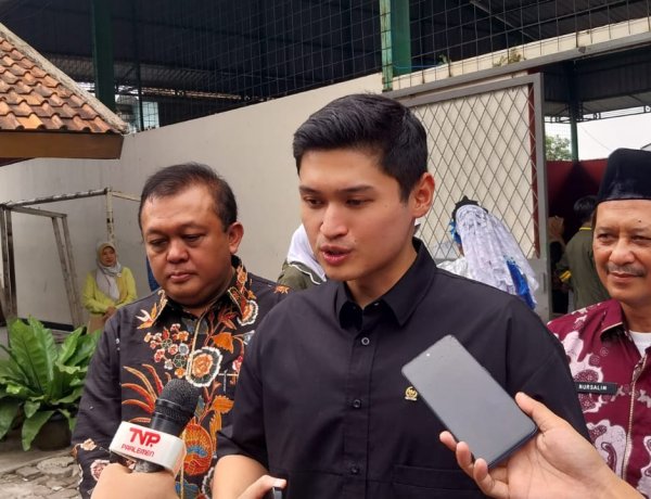 Anggota DPR RI dari Fraksi Partai Demokrat Minta Anak Muda di Provinsi Banten Berambisi Gapai Cita Cita