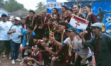 Turnamen Sepak Bola Babakan Cup Edisi 3 Desa Manggung Jaya Kecamatan Bojong Resmi Ditutup Oleh Wakli Bupati Pandeglang